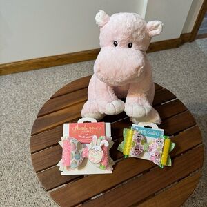 NWOT/ Handmade Easter Hair Clips /Bundle /Pink
Plush Hippo
